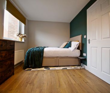 122 Celsus Grove, Stunning town house - Photo 2