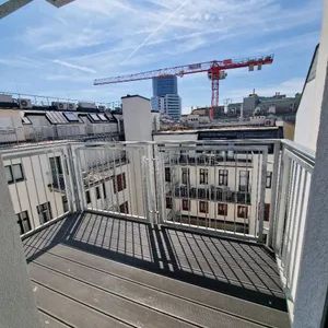 Dachgeschosswohnung mit Balkon im Herzen des 2. Bezirks - ideal auch für 2er-WG! - Photo 2