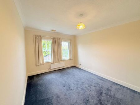 5 bedroom detached house to rent - Photo 4