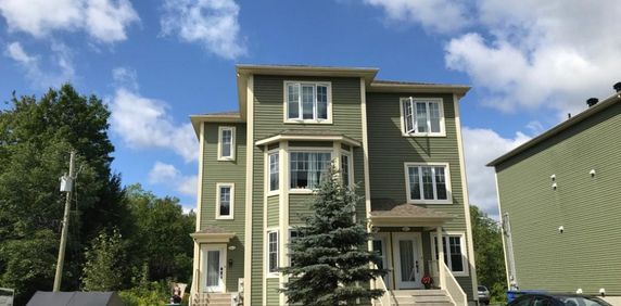 Cowansville grand 61/2 style condo à louer - Photo 2