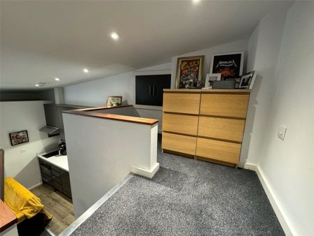 0 Bedroom - Millbrook Road East, Southampton - Photo 5