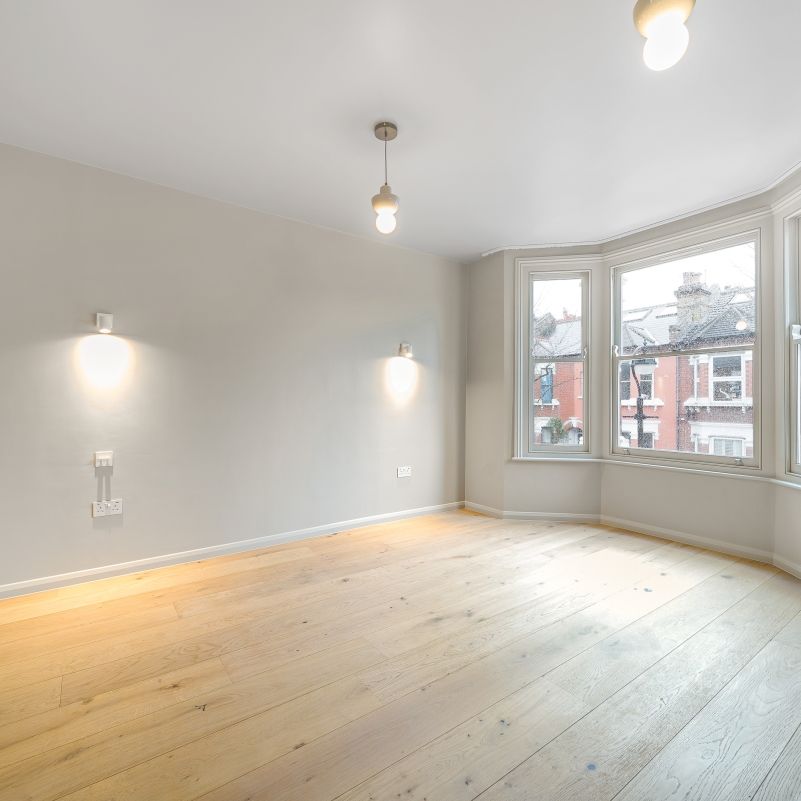 Kinsale Road, Peckham, London, SE15 - Photo 1