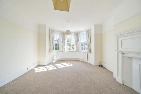 6 bedroom semi-detached house to rent - Photo 5