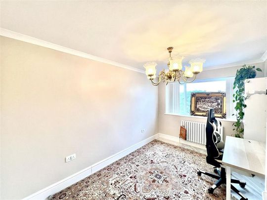 4 bedroom detached house to rent - Photo 1