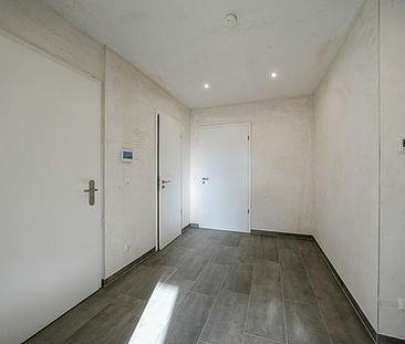 Exklusive 3-Zimmer-Wohnung mit Fernblickbalkon für Singles oder Paare - Photo 4