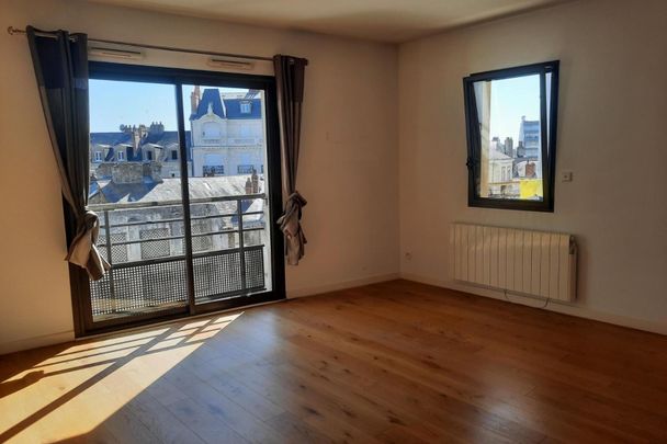 Louer appartement 3 pièces de 95 m² - Photo 1