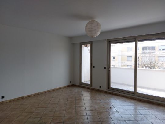 Location Appartement 4 pièces 108m² VERNON 27200 - Photo 1