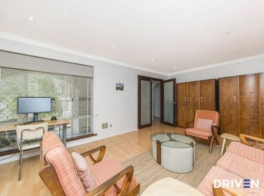 The Complete Family Package in Bayswater - Photo 1