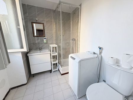 Location Appartement 2 pièces 28m² AVIGNON 84000 - Photo 3