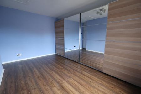 3 bedroom detached house to rent - Photo 4