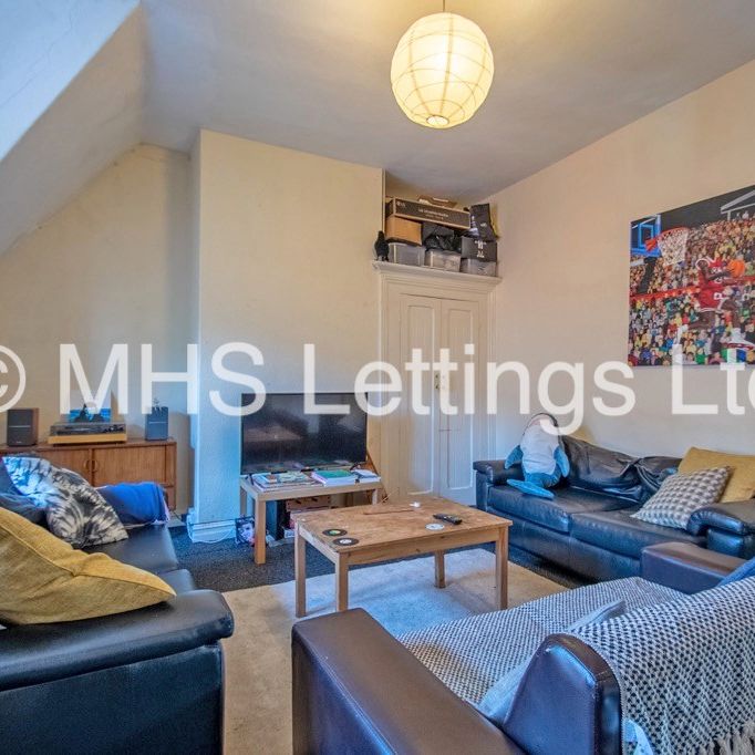 Flat D, Regent Lodge, Leeds, LS6 2DZ - Photo 1