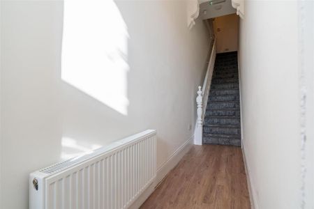 5 bedroom maisonette to rent - Photo 5
