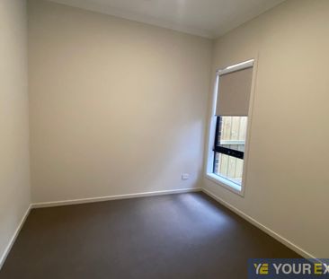 Brand New Stunning Home!! - Photo 1