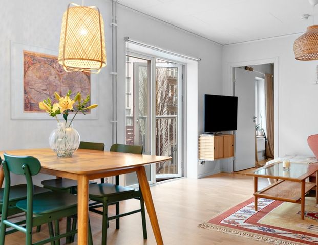 Rundbäcksgatan 6 - Foto 1