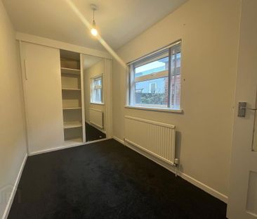 4 Glenvale Street, Belfast, BT13 3DD - Photo 5