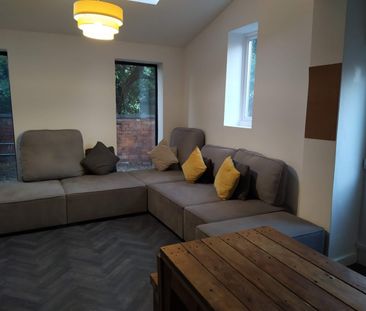 Room in a Shared House, Queensland Avenue, CV5 - Photo 2
