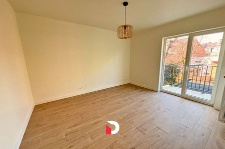 Modern gerenoveerd appartement op prachtige ligging te Kristus-Koning - Photo 5