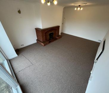 Fullbrook Ave, Burton-On-Trent, DE13 - Photo 2