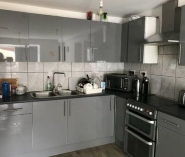 Penhurst Place, Brighton 1 bedroom house share to rent - Photo 5