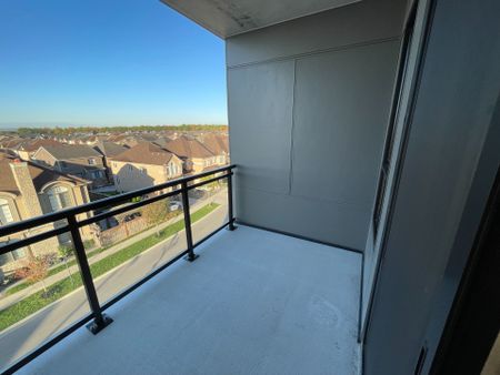 For Lease - 3250 Carding Mill Trail Unit# 433, Oakville, Ontario - Photo 5