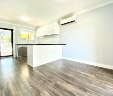 Renovated Family Home With Pool - Photo 3