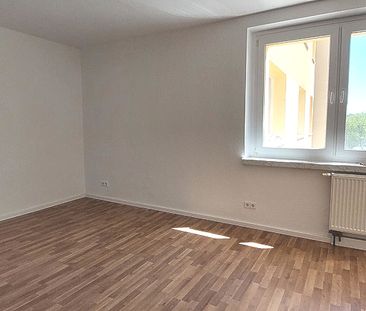 Ihr neues zu Hause! Große 3-Raumwohnung zu vermieten. - Photo 3