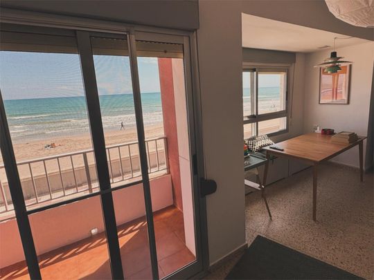 Piso de alquiler en Carrer del Mestre Navarro, 1, Les Palmeres - Photo 1