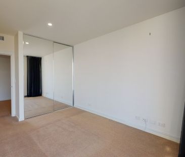 306/3a Honeysuckle Drive, Newcastle NSW 2300 - Photo 4