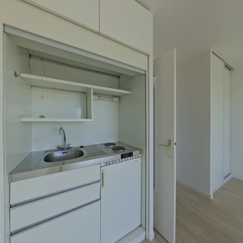 Location Appartement 1 pièce 23m² POITIERS 86000 - Photo 1