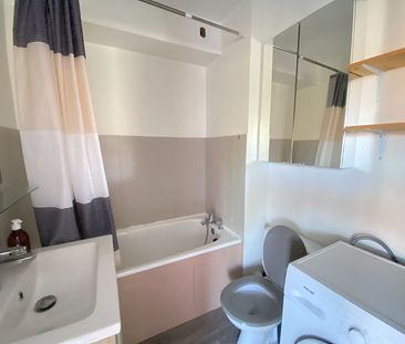 Location Appartement 1 pièce 23m² - Photo 3