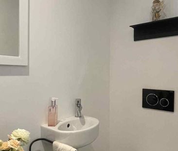 Duplex te huur in Meulebeke voor € 775 met 1 slaapkamer - Photo 6