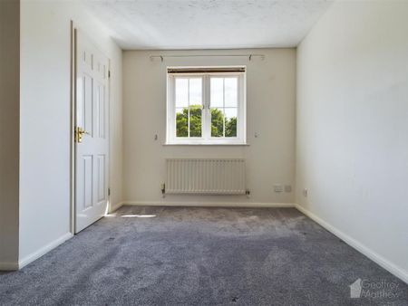 2 bedroom terraced house to rent - Photo 4