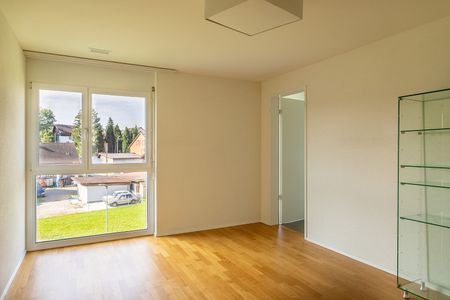 Moderne 3.5 Zimmer-Wohnung mit viel Platz - Photo 4