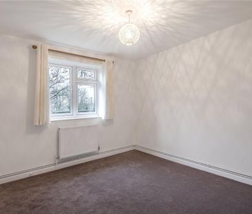 3 bedroom bungalow to rent - Photo 2