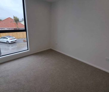 Modern 2 Bedrooms, Avondale - Photo 5