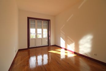 Apartamento T5 em Coimbra