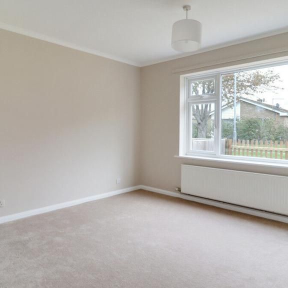 2 bedroom bungalow to rent - Photo 1