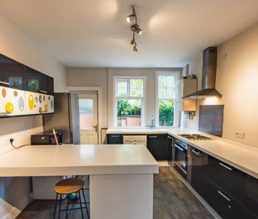 1 bedroom in a house share to rent - Photo 5