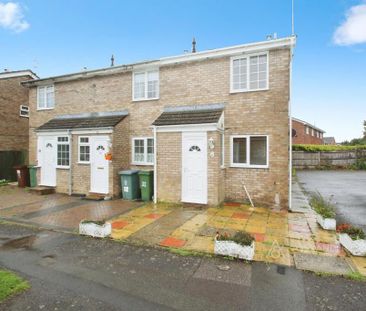 2 bedroom semi-detached house to rent - Photo 4