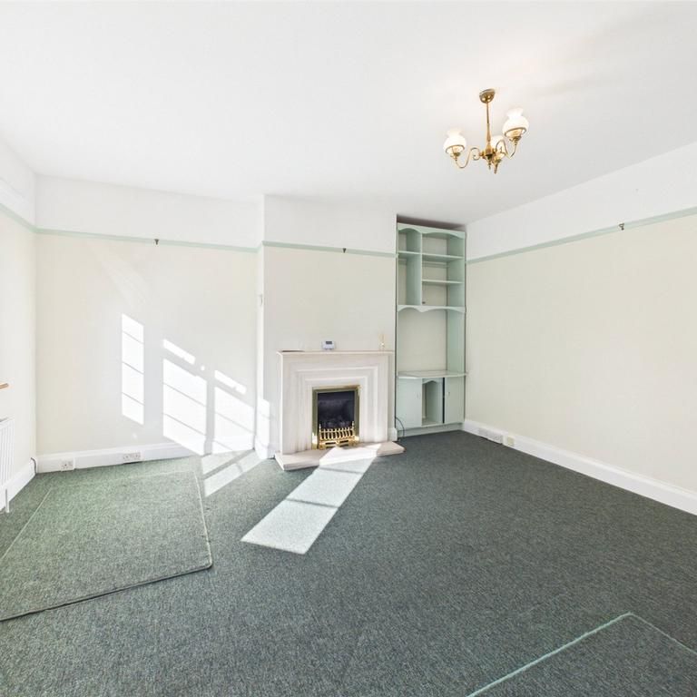 3 bedroom maisonette to rent - Photo 1