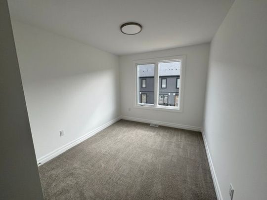 For Lease - 7489 Marvel Drive Unit# 3 - Upper, Niagara Falls, Ontario - Photo 1