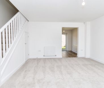 Harrington Close, Northampton, Upton - Photo 3