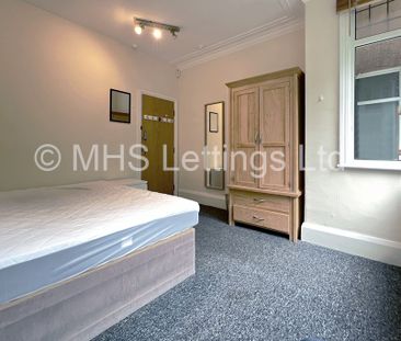 4 Bedroom Mid Terraced House for rent in Rokeby Gardens - Photo 4