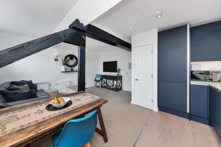 2 bedroom flat to rent - Photo 4