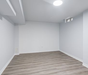 For Lease - 1142 Jonathan Drive Unit# Basement, Oakville, Ontario - Photo 3