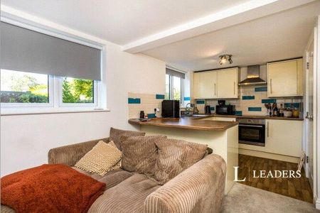 1 bedroom flat to rent - Photo 2