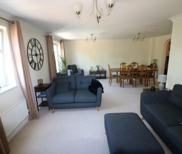 2 bedroom apartment to rent - Photo 5