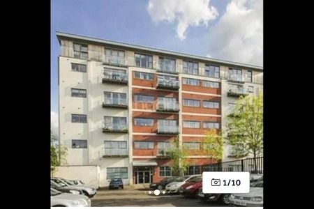 1 Bed Flat, Centreway Apartments, IG1 - Photo 5