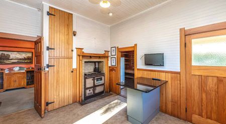 Grand on Great North - Photo 2