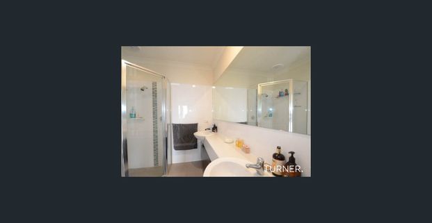 Spacious Townhouse in Excellent Location - Photo 1